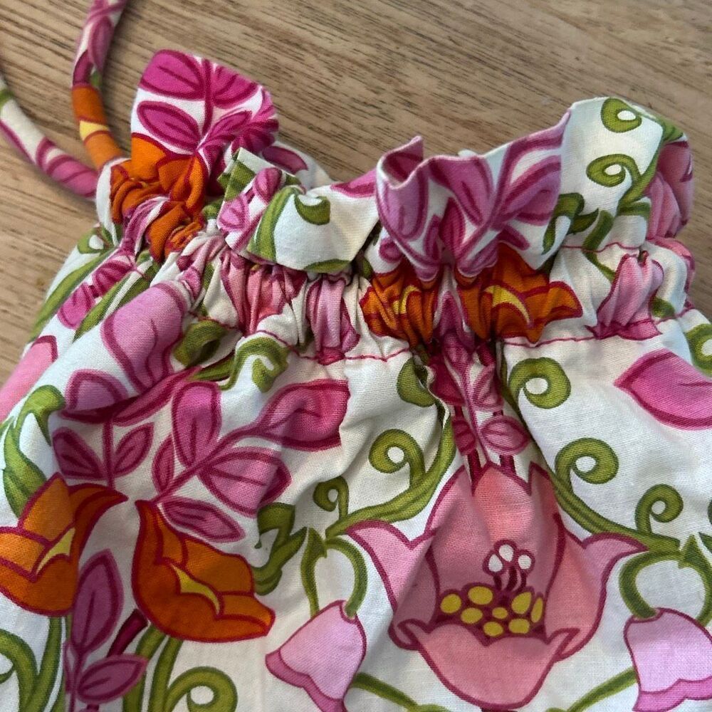 Vera Bradley pink floral lined bag wet dry bag laundry bag ditty. 10 x 11 x 7 - Picture 2 of 8